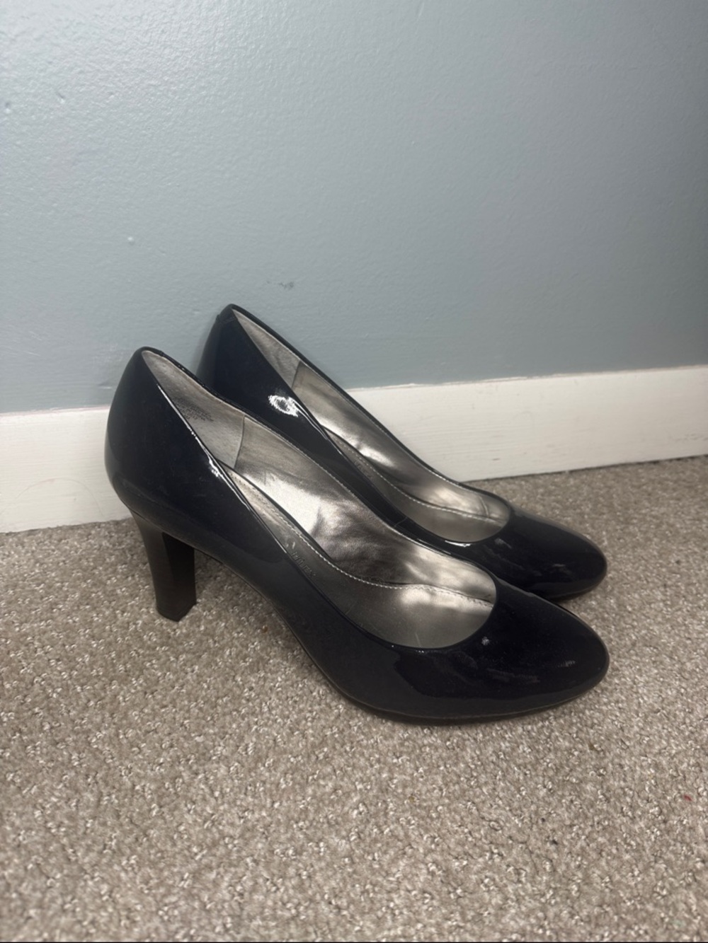 Anne Klein Blue Patent Leather Clemence Heal Sz 8.5M